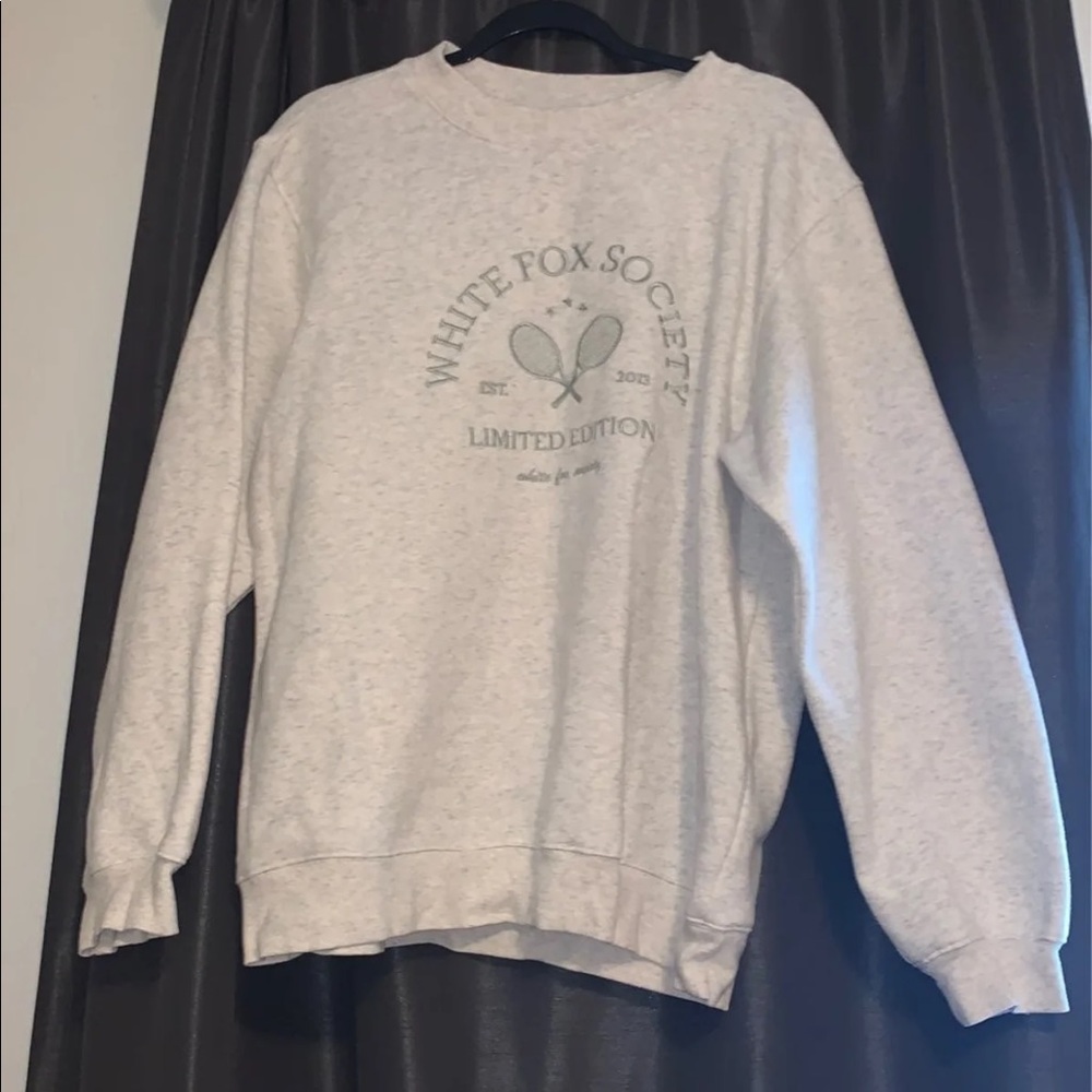 white fox boutique crewneck